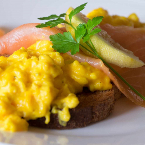 Smoked Salmon & Scrambled Eggs